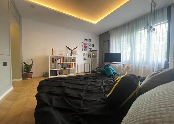 New Opera Studio Old City Center Self Check In Apartment *