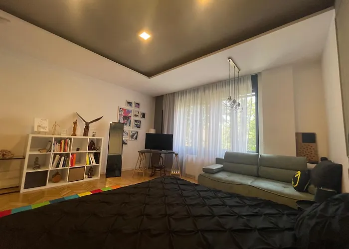 New Opera Studio Old City Center Self Check In Apartment